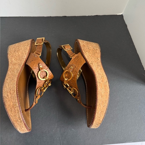 Tory Burch Gold Link Chain Thong Leather Sandals. Size 7.5M - Picture 5 of 12